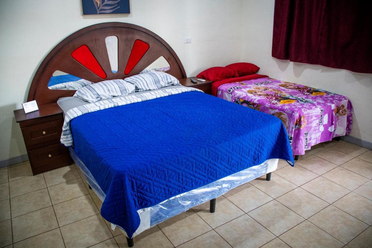 Hostal Don Luis Santa Rosa de Lima Экстерьер фото